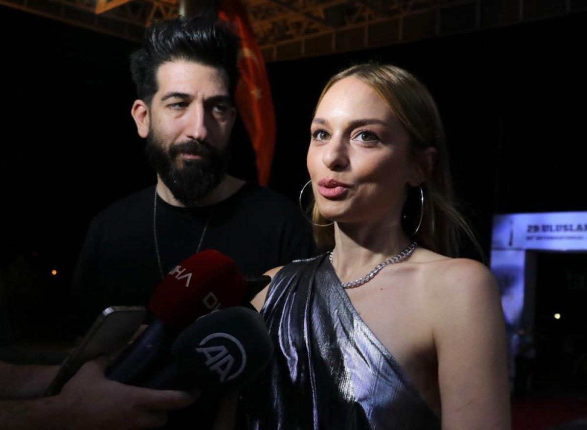 Burak Deniz, Nilperi Şahinkaya'dan özür diledi