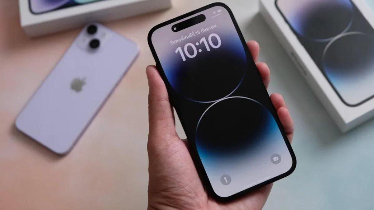 iPhone 14'ün Türkiye tamir ücretleri belli oldu! Telefon fiyatına cam değişimi..