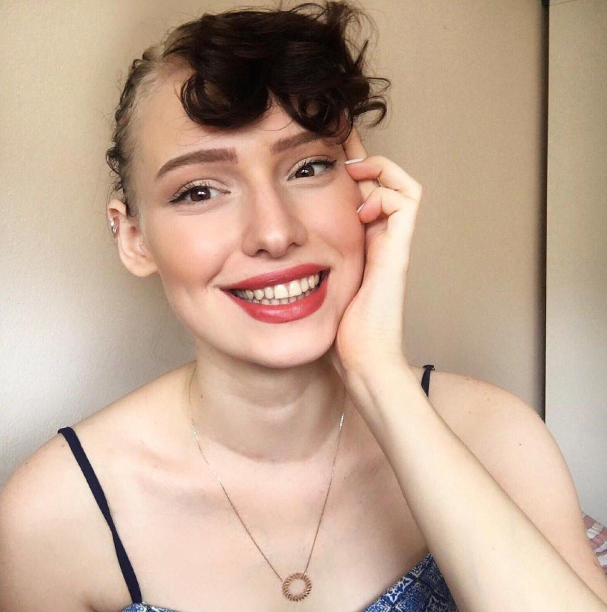 Neslican Tay vefatının üçüncü yılında unutulmadı