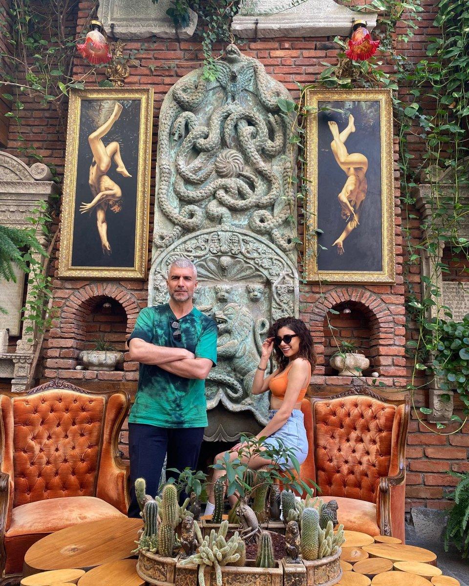 İranlı sevgilisi, Özcan Deniz'in kredi kartını patlattı