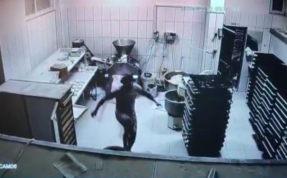 Antalya 14 yaşındaki çocuğa, üvey babasından şiddet