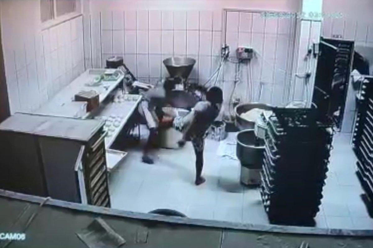 Antalya 14 yaşındaki çocuğa, üvey babasından şiddet