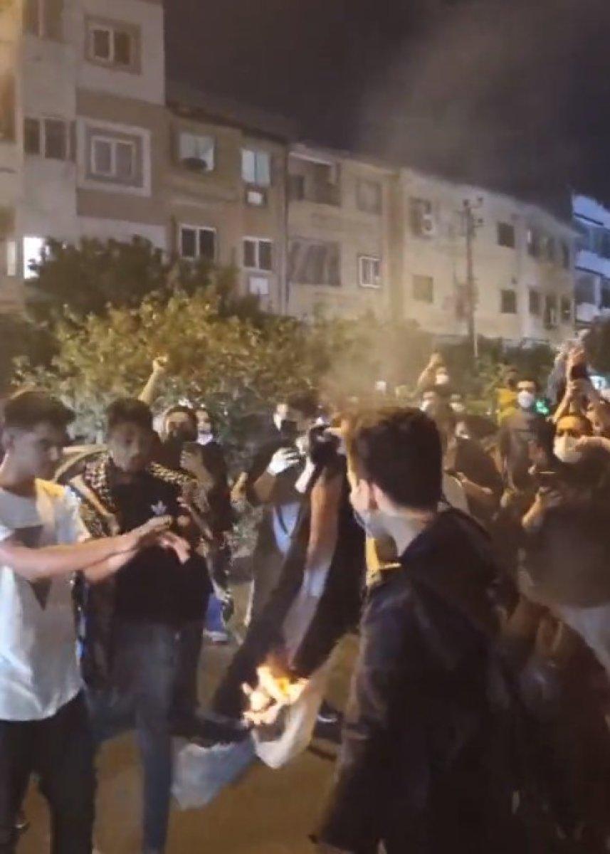 İran'da eylemler şiddetlendi: Polis linç edildi