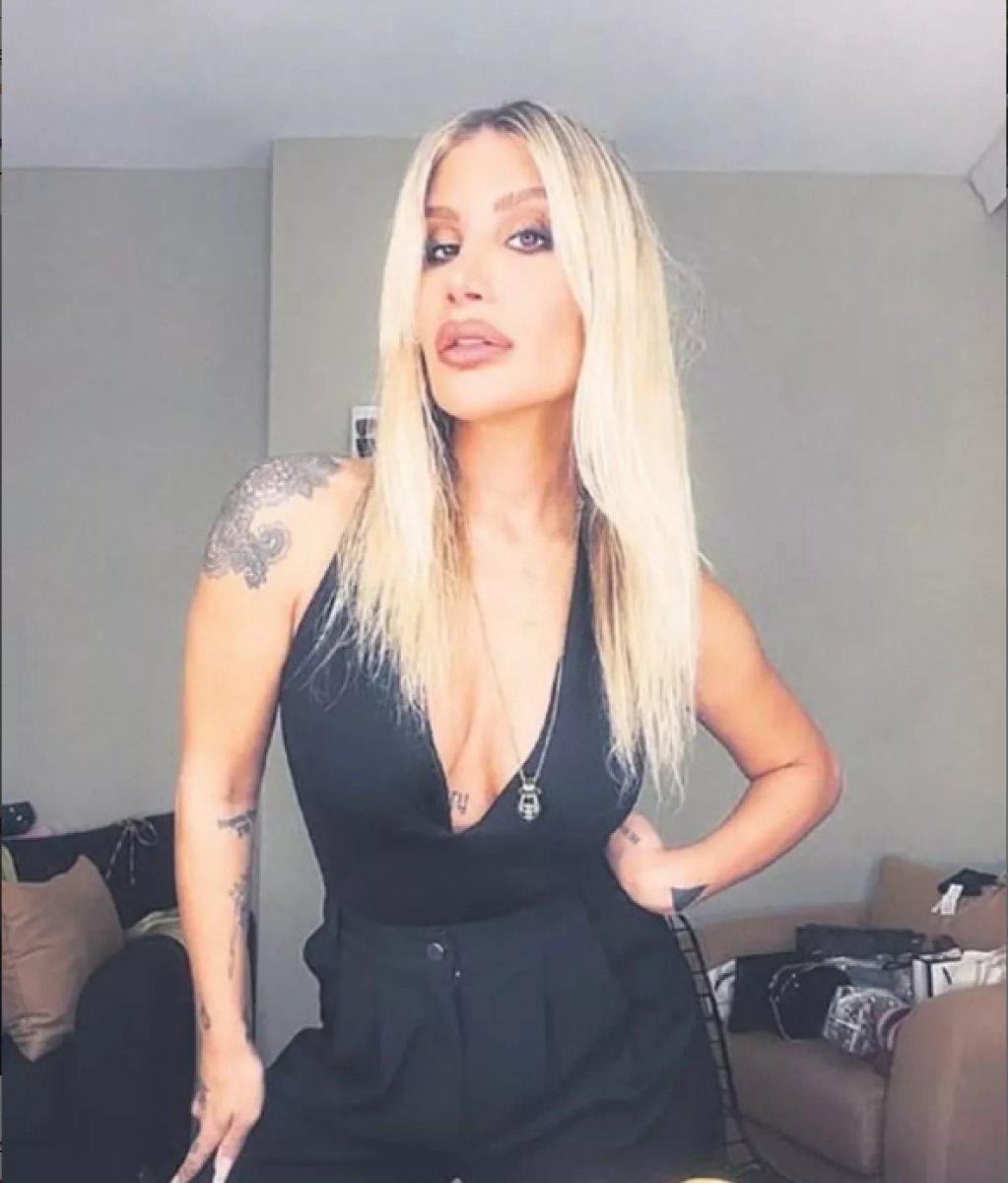 Cem Belevi, İrem Derici'nin kolyesini Bircan Bali'ye taktı