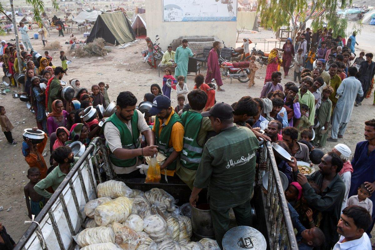 Angelina Jolie, Pakistan için yardım çağrısı yaptı