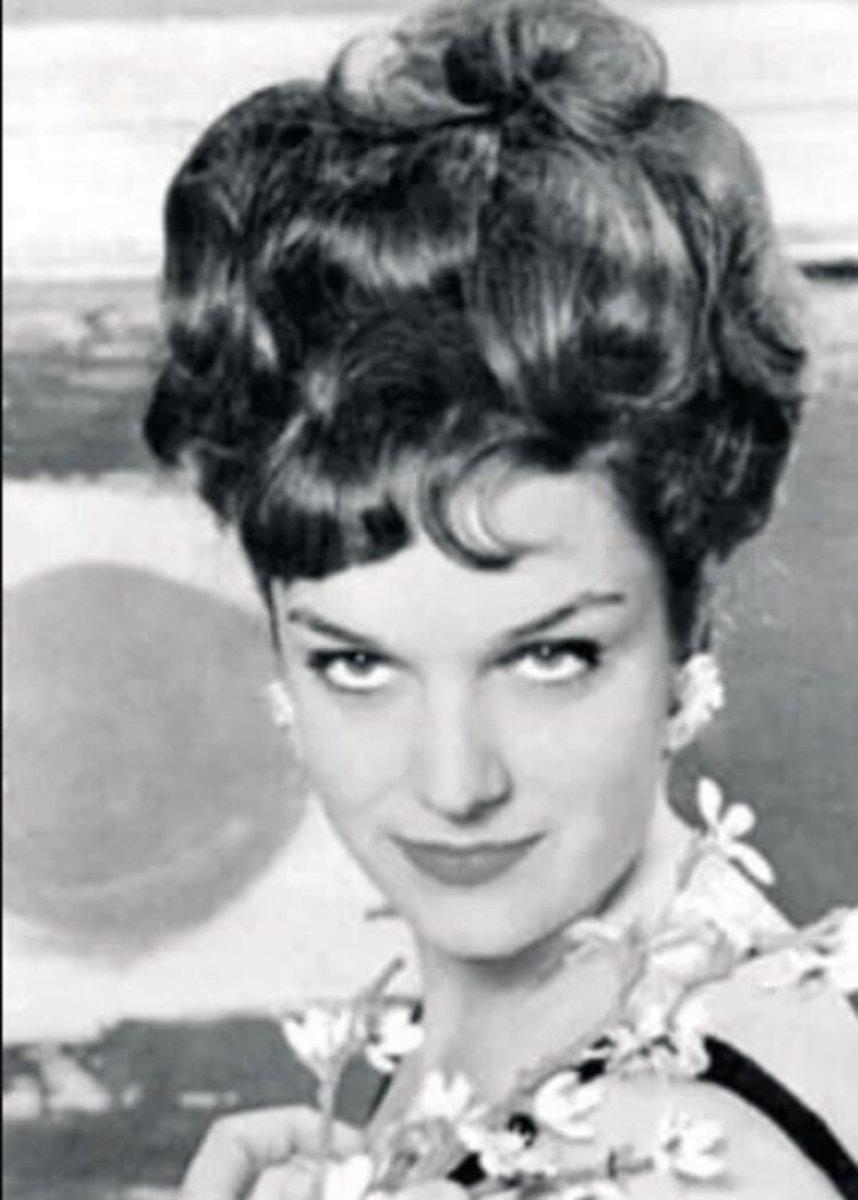 Selda Alkor: Artık benim kanımdan kimse hayatta değil