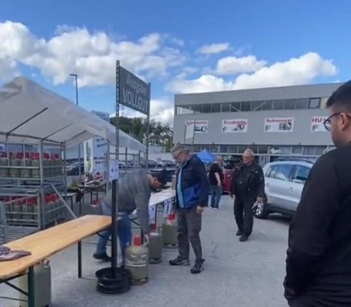 Almanya’da tüp kuyruğu