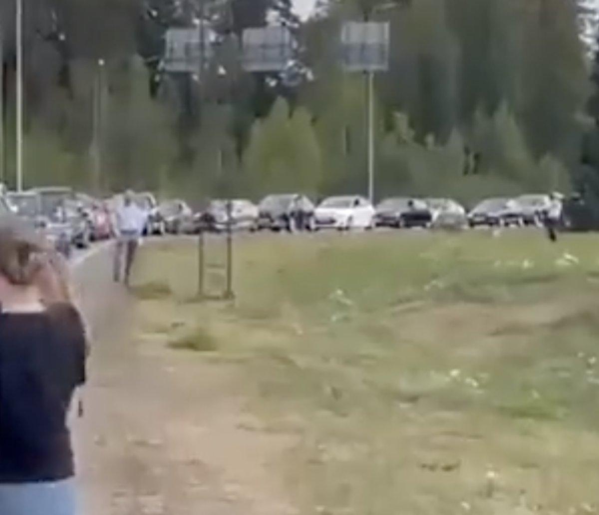 Rusya'da seferberlik sonrası halk, sınırlara akın etti