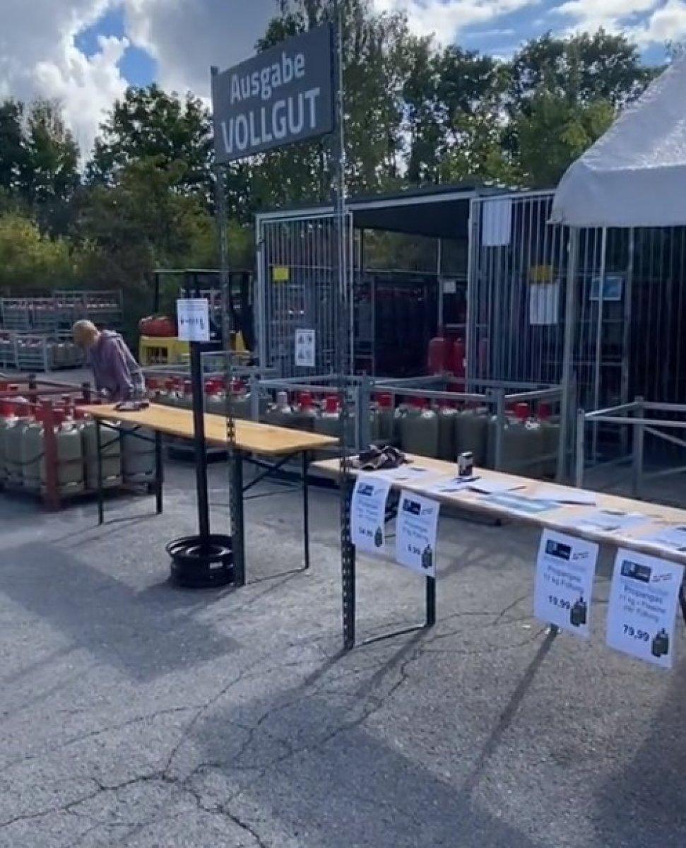 Almanya’da tüp kuyruğu