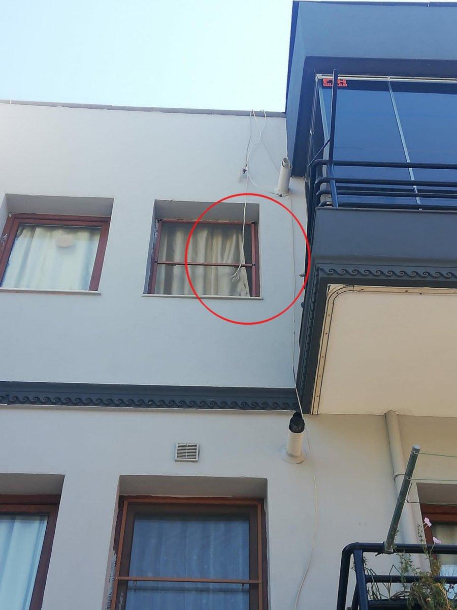 Manisa’da evinin balkonuna girmek isterken düşerek hayatını kaybetti