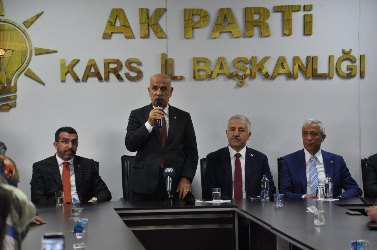 Vahit Kirişci: Masa diyorlar, bunlardan bir şey çıkmadığını zaten alem görüyor