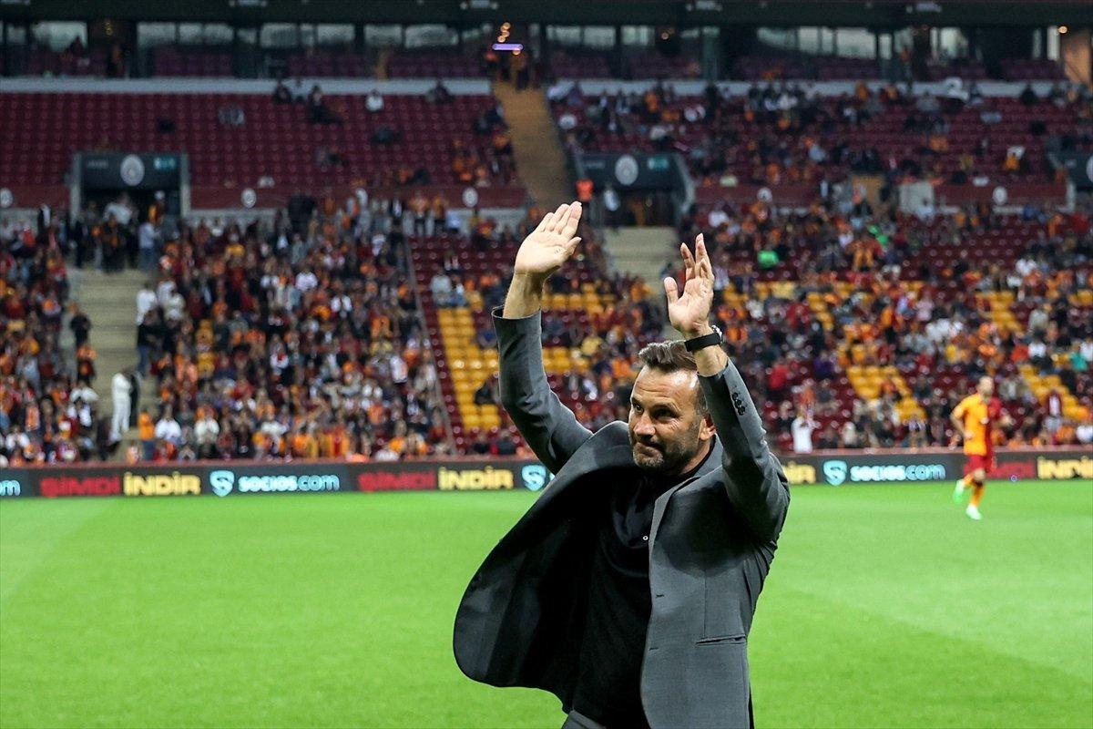 Galatasaray, hazırlık maçında İstanbulspor'u mağlup etti