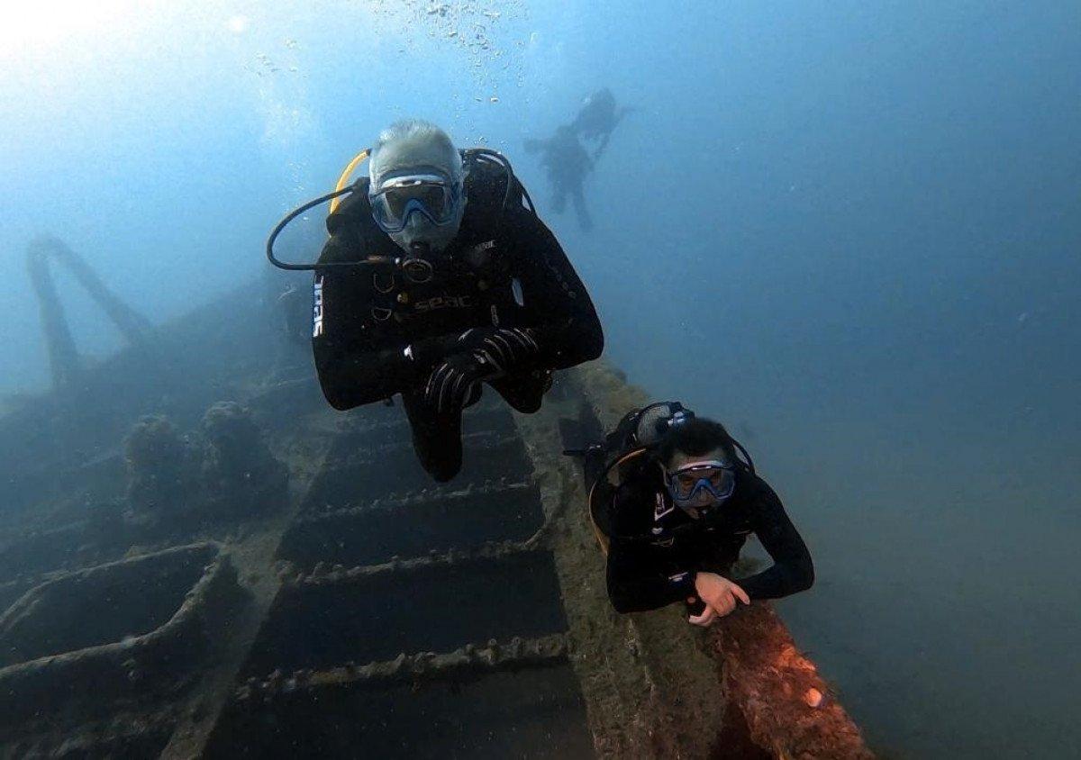 Mehmet Ersoy, Çanakkale Gelibolu Tarihi Sualtı Parkı'nda anı dalışına katıldı