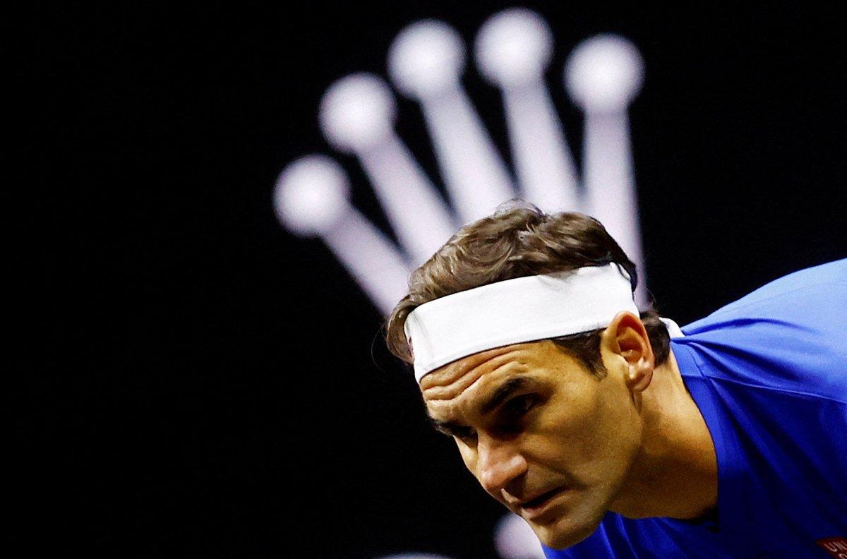 Tenisin efsane ismi Roger Federer kortlara veda etti