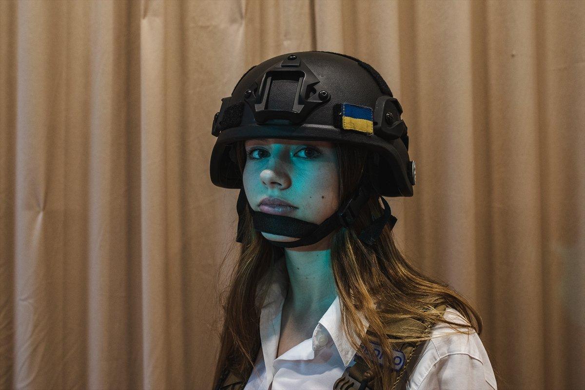 Ukraynalı gençlere gönüllülerden ilk yardım eğitimi