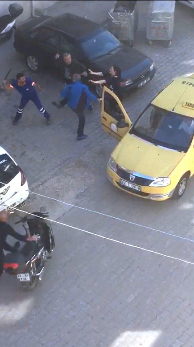 Edirne’de boşanma aşamasındaki eşiyle görüşmeye gitti, dayak yedi