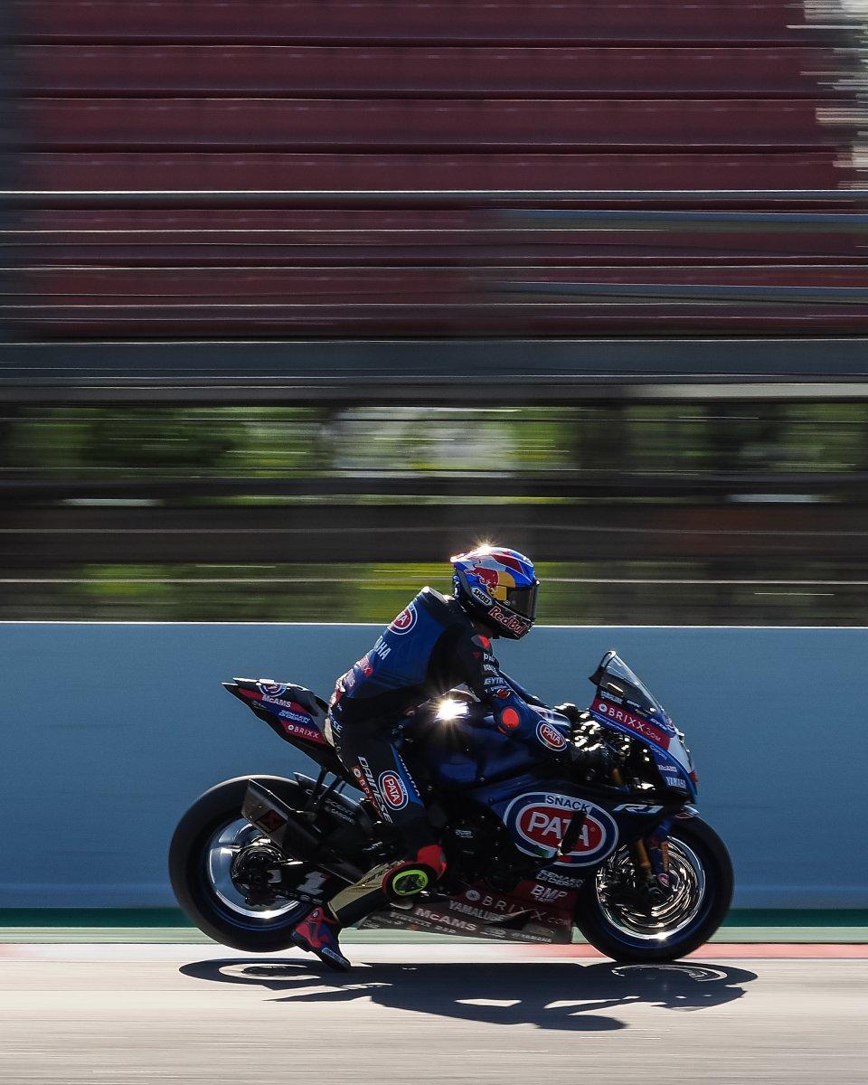 Toprak Razgatlıoğlu, İspanya'da ilk yarışı 5'inci bitirdi