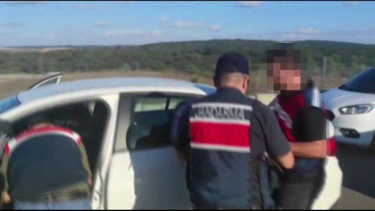 Eyüpsultan’da, 45 tüp kobra yılanı zehri ele geçirildi