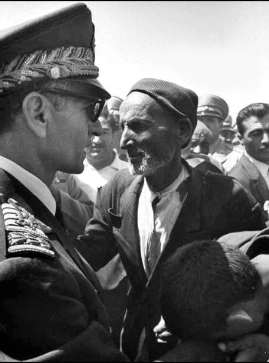 Vakanüvis, İran'da kadınların başrolde olduğu tarihi olayları yazdı