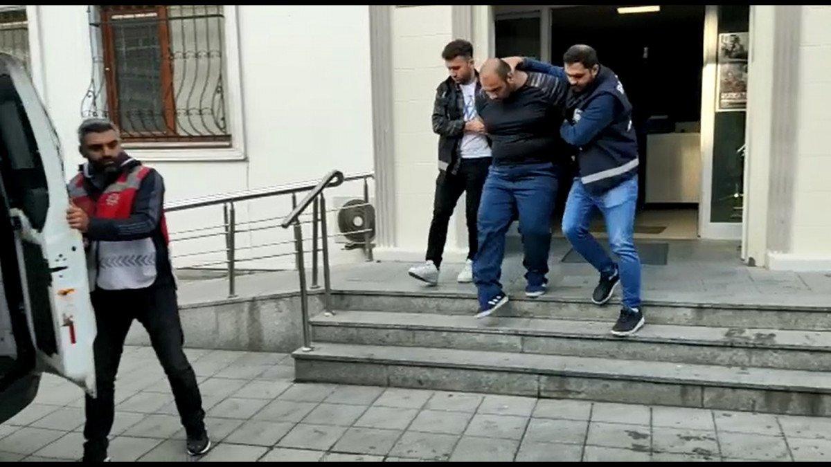 Bağcılar’da, annesinin başına kesen zanlı tutuklandı