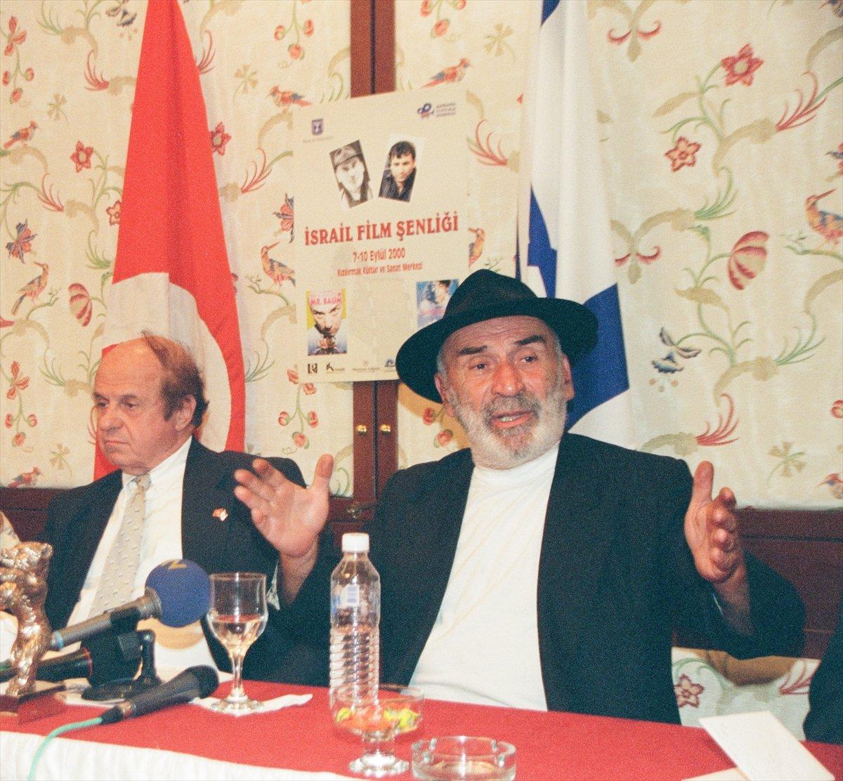 Usta oyuncu Tuncel Kurtiz'in vefatının üzerinden 9 yıl geçti