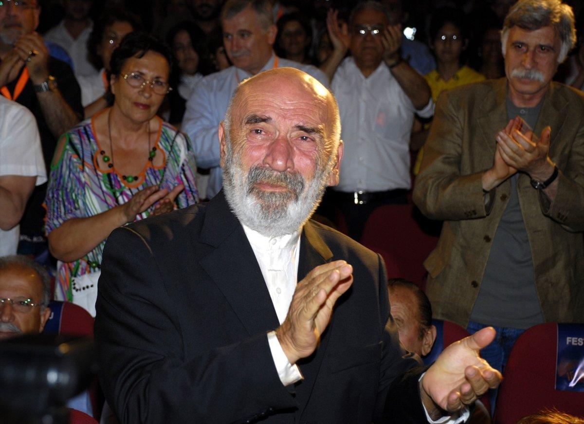 Usta oyuncu Tuncel Kurtiz'in vefatının üzerinden 9 yıl geçti