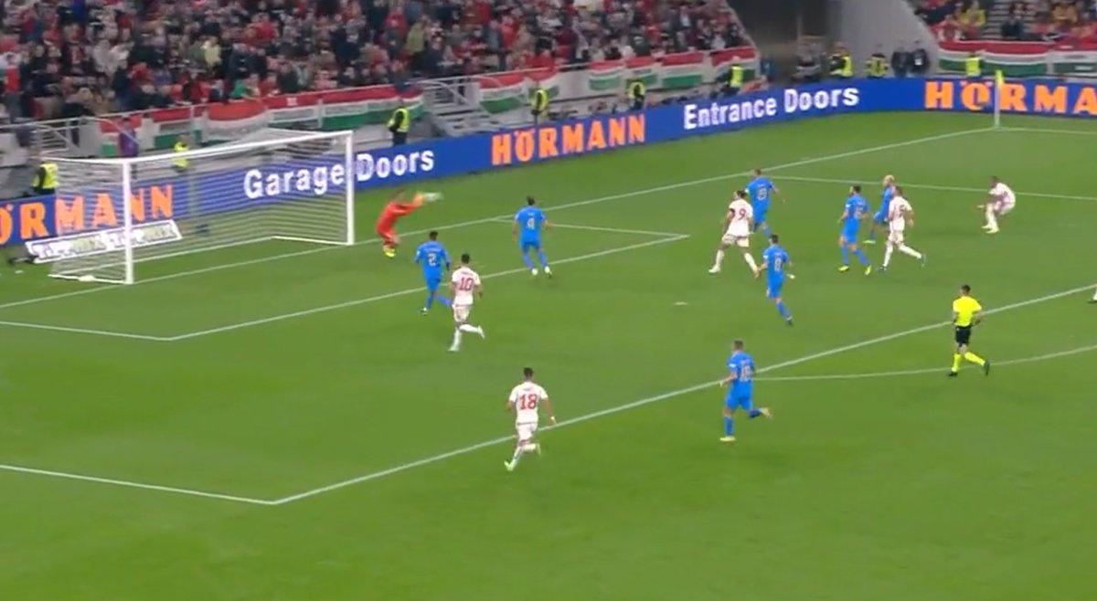 İtalya'nın kalecisi Donnarumma kalesinde devleşti