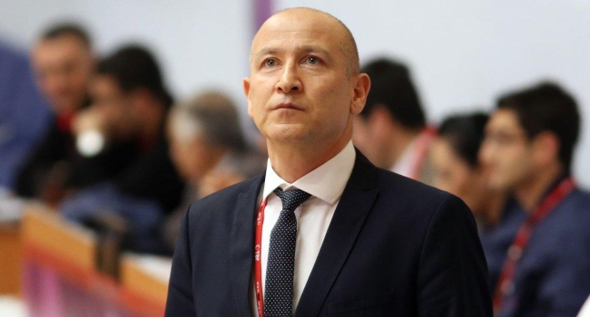 A Milli Kadın Basketbol Takımı’nda Ceyhun Yıldızoğlu ile yollar ayrıldı