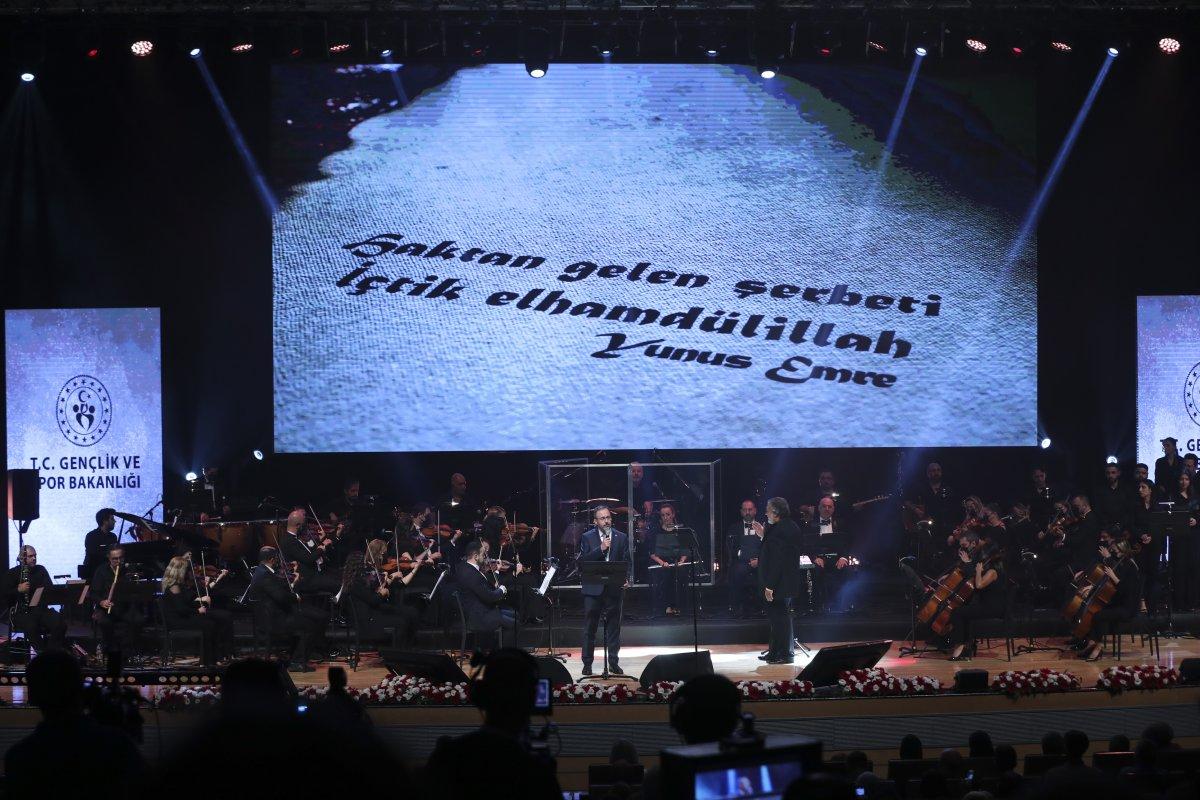 Muharrem Kasapoğlu, Yunus Emre anısına şiir okudu