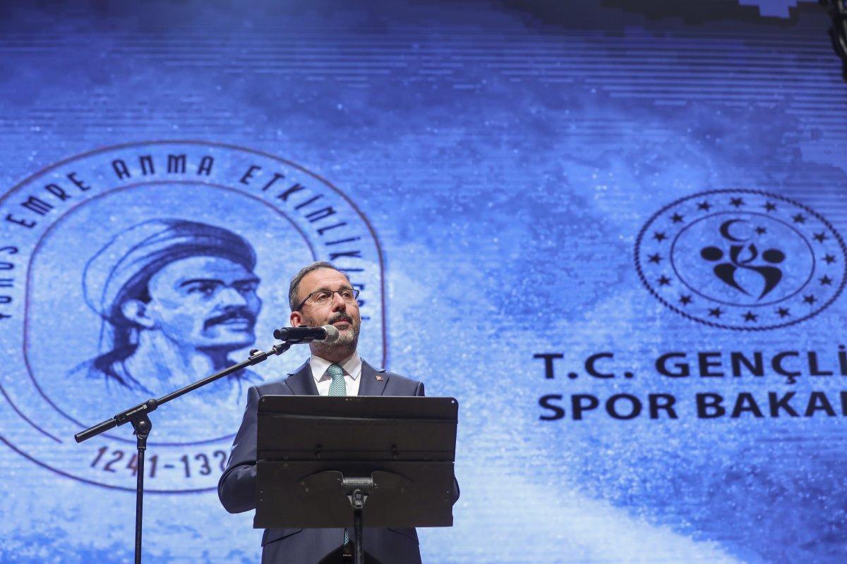 Muharrem Kasapoğlu, Yunus Emre anısına şiir okudu