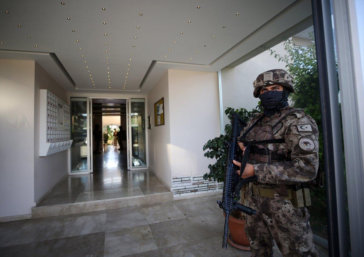 Mersin'de PKK/KCK operasyonu: Belediye personeli mercek altında