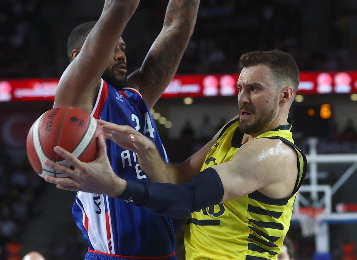 36. Cumhurbaşkanlığı Kupasının sahibi Anadolu Efes