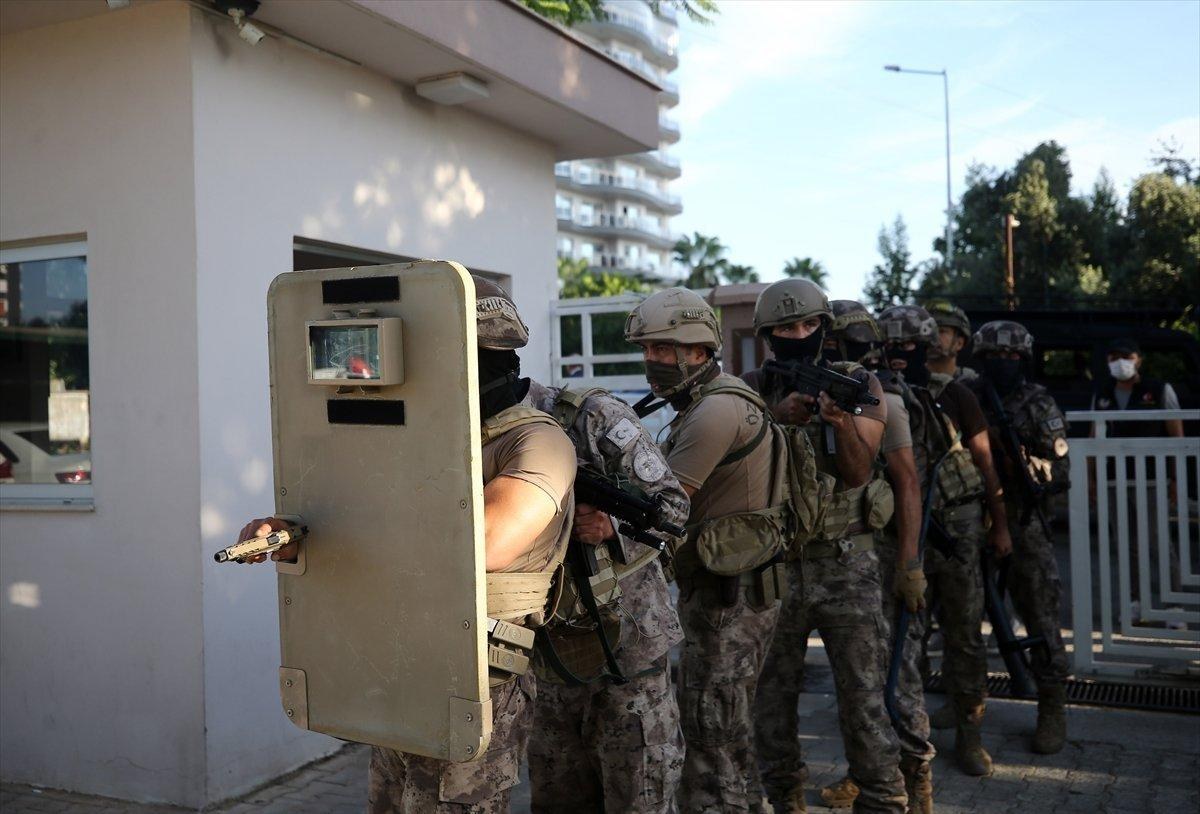 Mersin'deki polisevine yönelik terör saldırısıyla ilgili 30 gözaltı