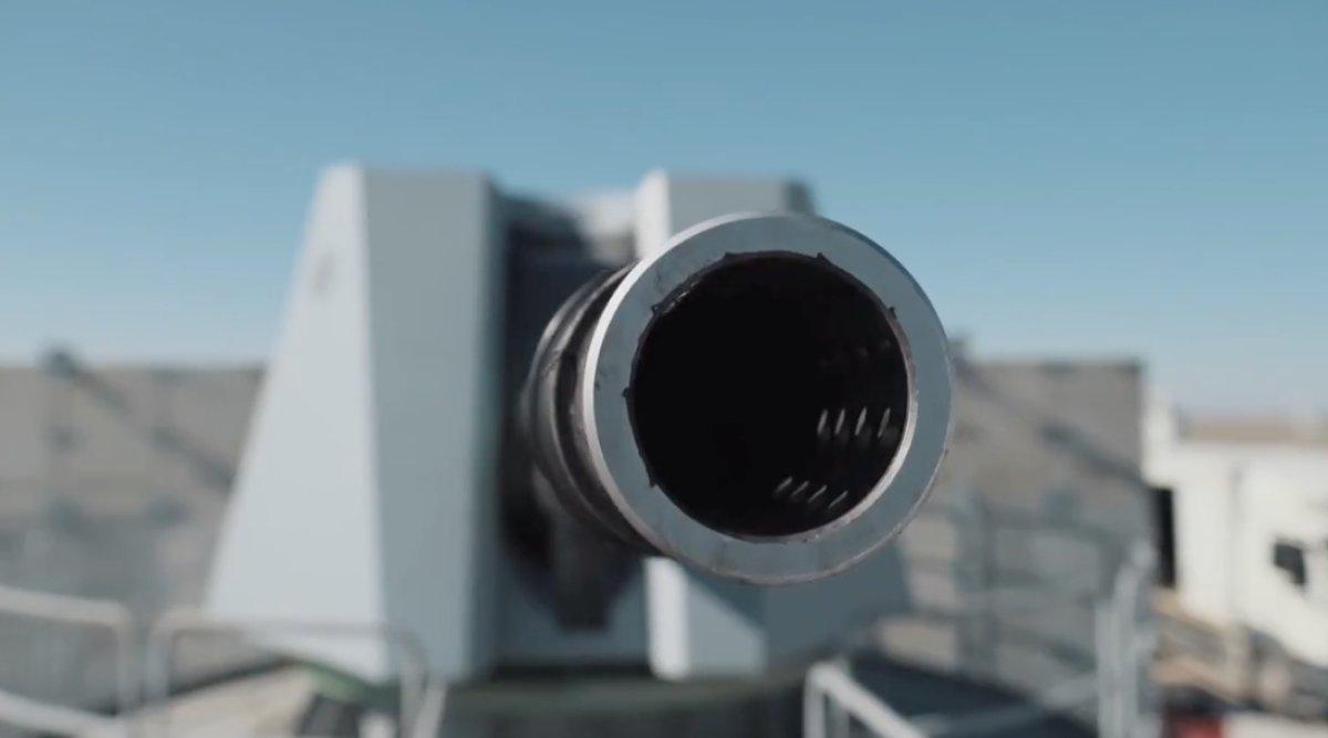 MSB'den dakikada 80 atış yapan Milli Deniz Topu paylaşımı