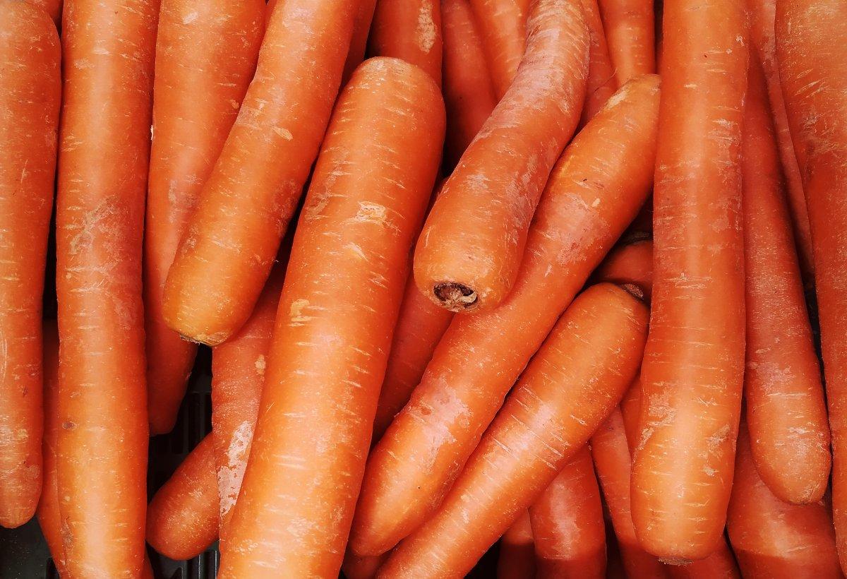 En iyi yaşlanma karşıtı 10 yiyecek! Daha genç görünmek istiyorsanız bunları yiyin...