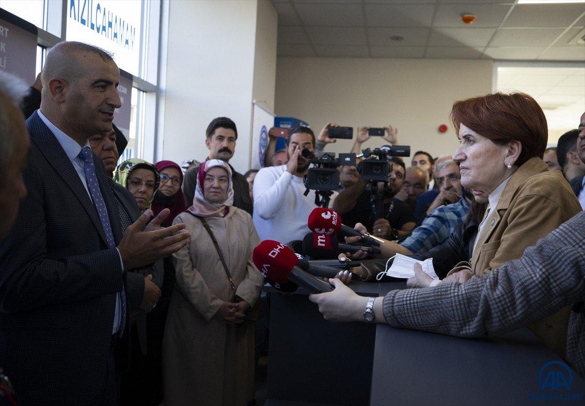 Meral Akşener, Ankara’da hal esnafını ziyaret etti