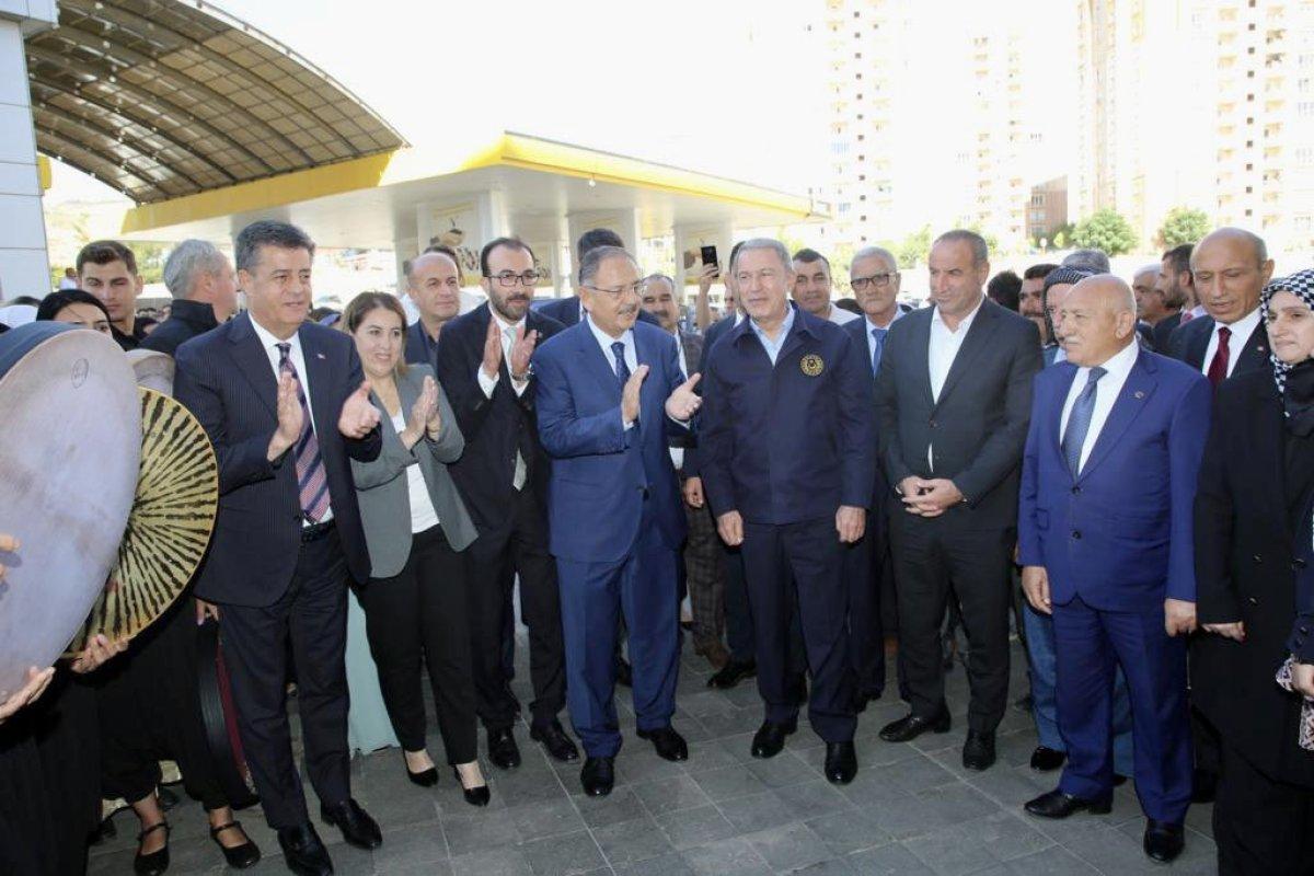 Mehmet Özhaseki: Bizim işimiz yapmak. Bazılarının işi yıkmak