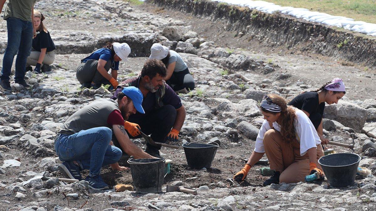 Antakya Antik Hipodrom'da eğlence ve oyun mekanları bulundu
