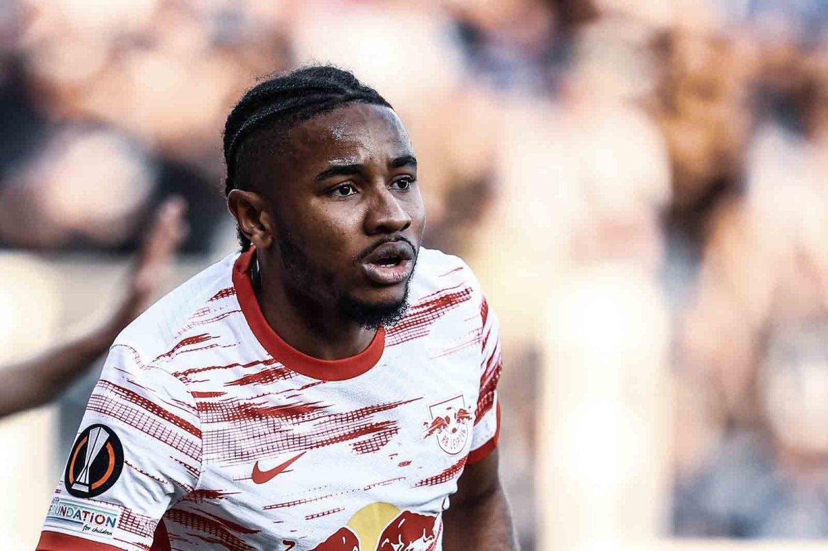 Nkunku, Chelsea için gizlice sağlık kontrolüne girdi