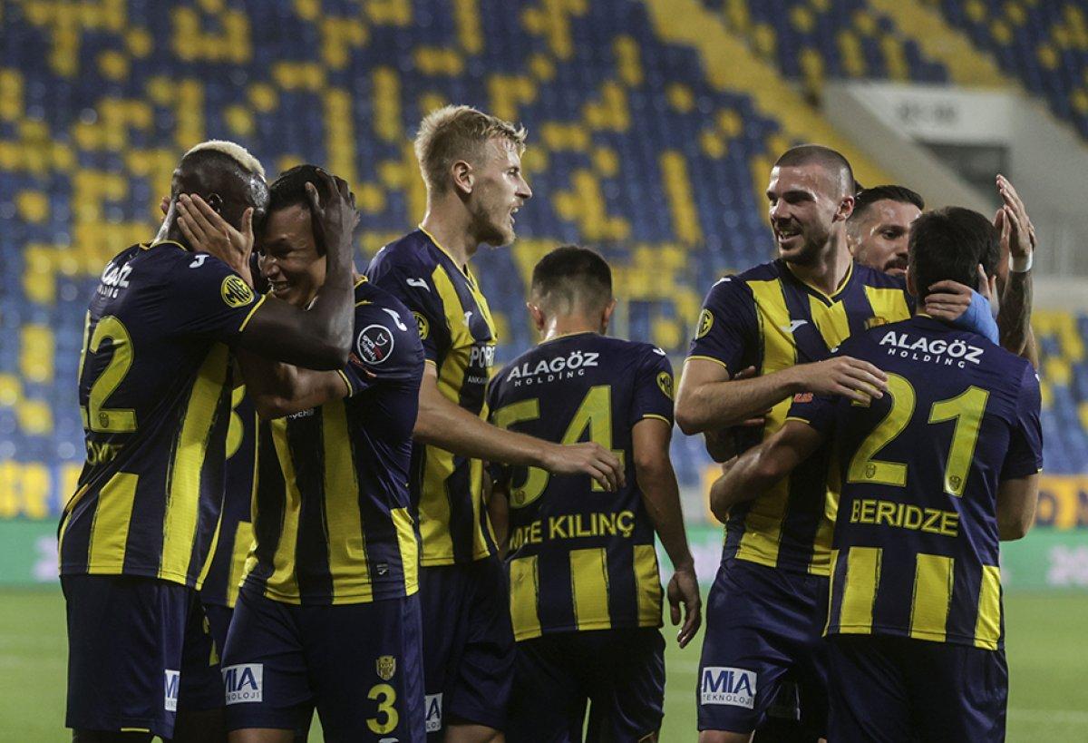 Emre Kılınç'tan Fatih Terim'e övgü