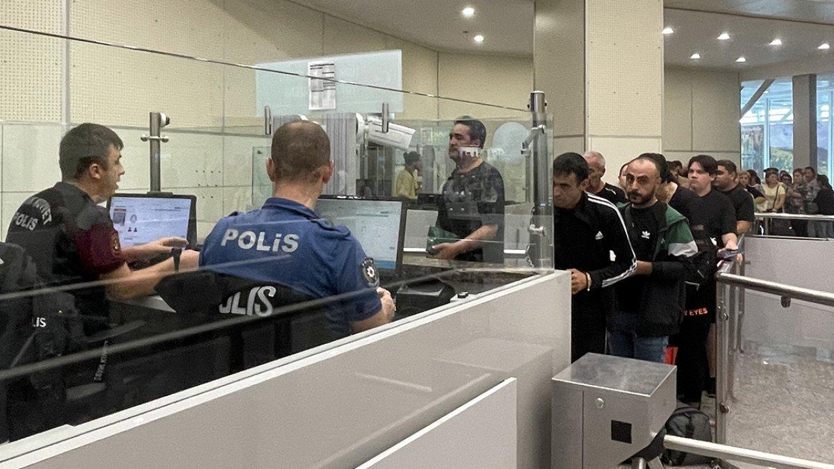 Sarp sınır kapısı