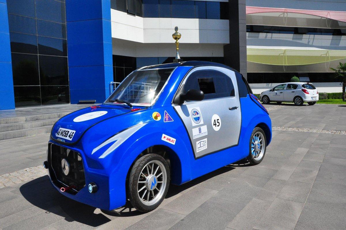 Manisa'da liselilerin ürettiği aracın seri üretimi hedefleniyor