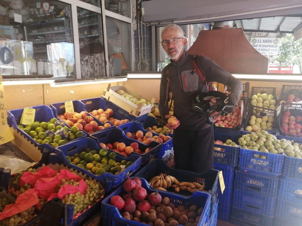 70 yaşında 3 bin kilometre pedal çevirdi, İtalya’dan Türkiye’ye geldi
