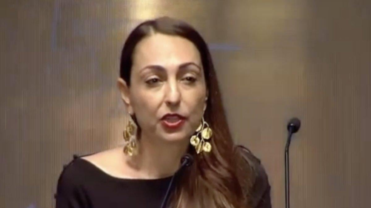 Altın Portakal'da Aslı Özge'den Çiğdem Mater'e mesaj