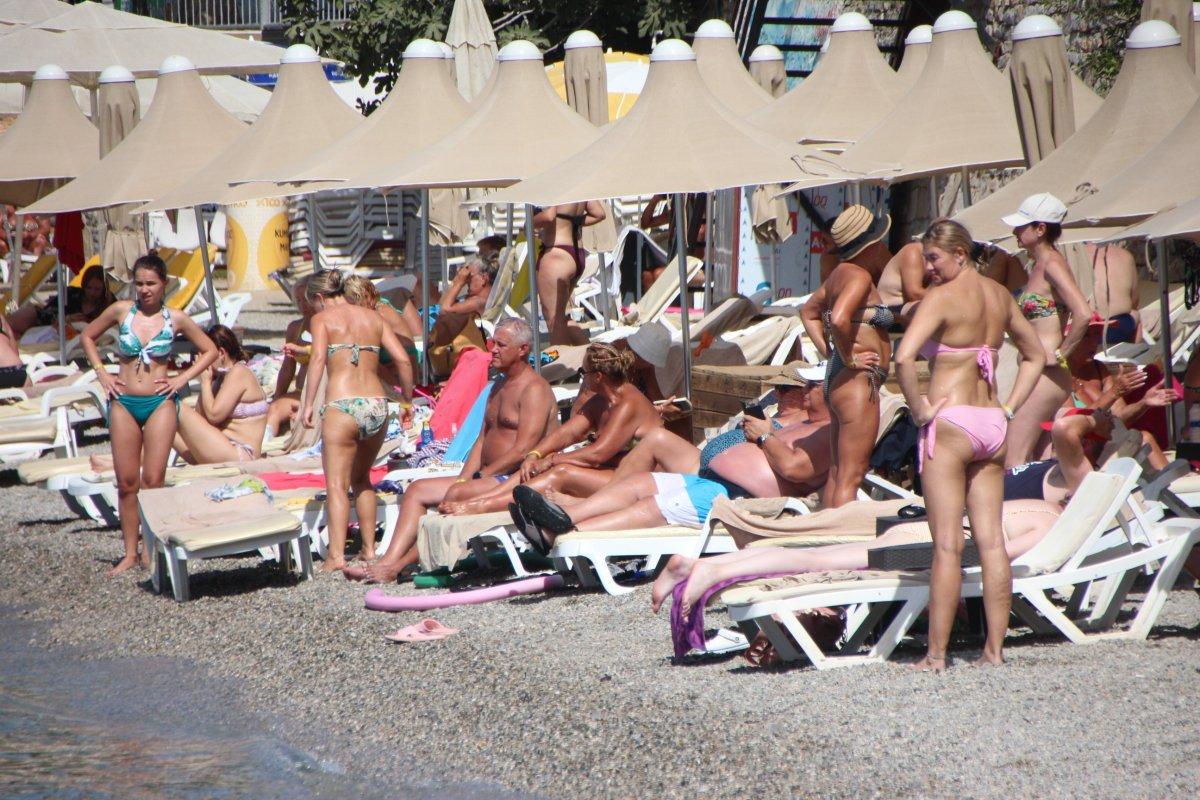 Bodrum’da sıcaklık artınca sahiller doldu