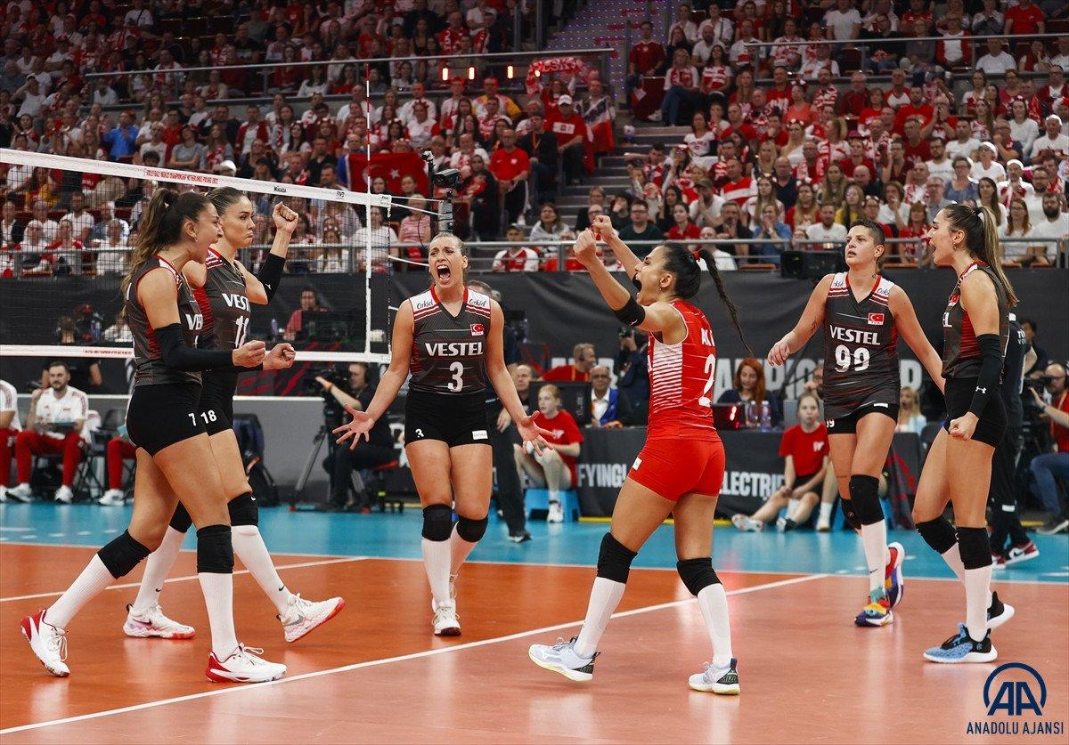 Filenin Sultanları, Polonya'yı 3-2 mağlup etti