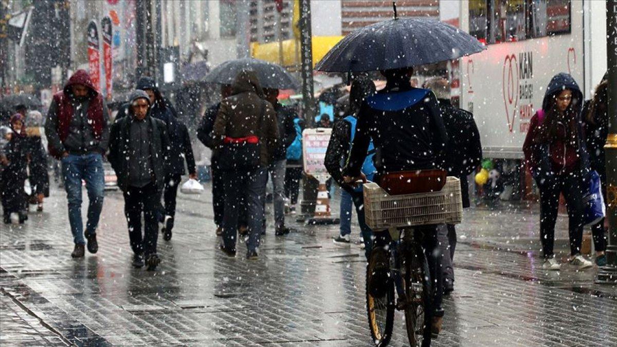 Meteoroloji uyardı: İstanbul’u 4 gün yağışlı hava bekliyor