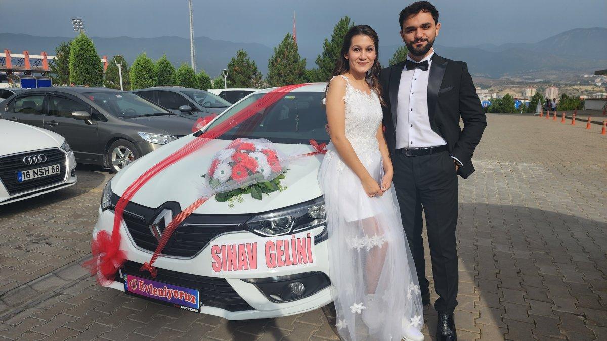 Karabük’te gelinlikle nikah masasından önce sınav sırasına oturdu