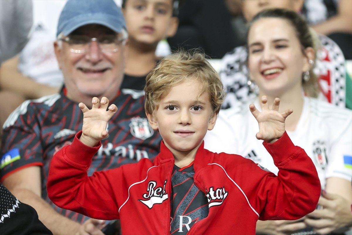 Beşiktaş taraftarından Fenerbahçe derbisine yoğun ilgi