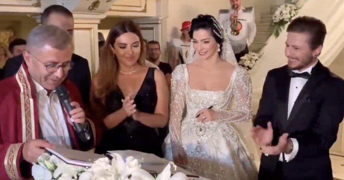 Merve Boluğur ile Mert Aydın evlendi